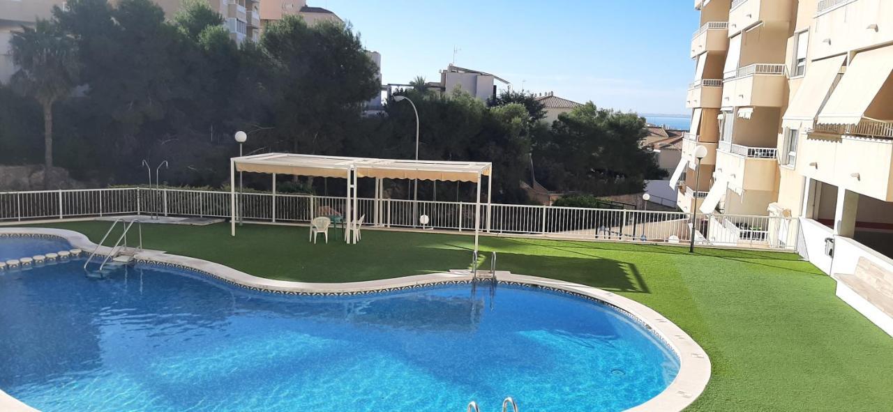Sunny Harbour Apartment *