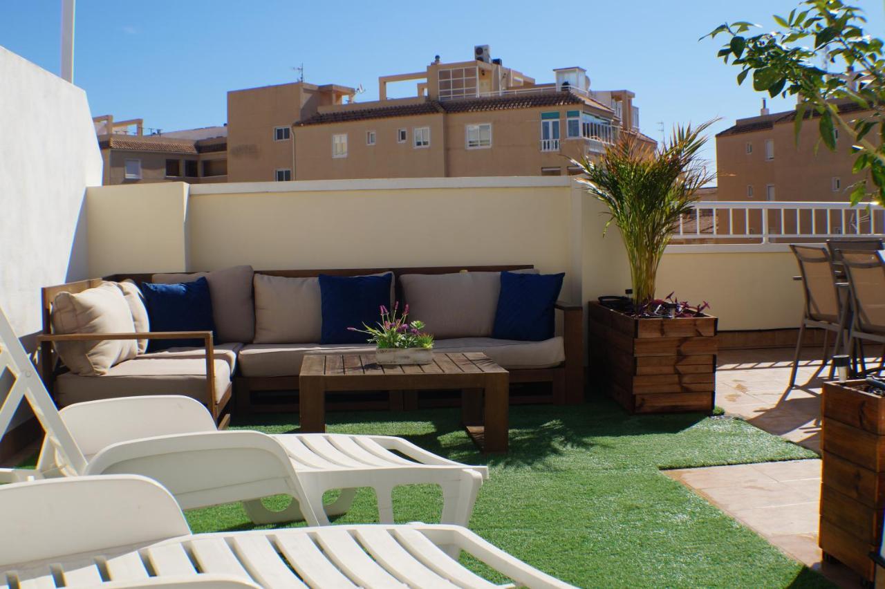 Sunny Harbour Apartment