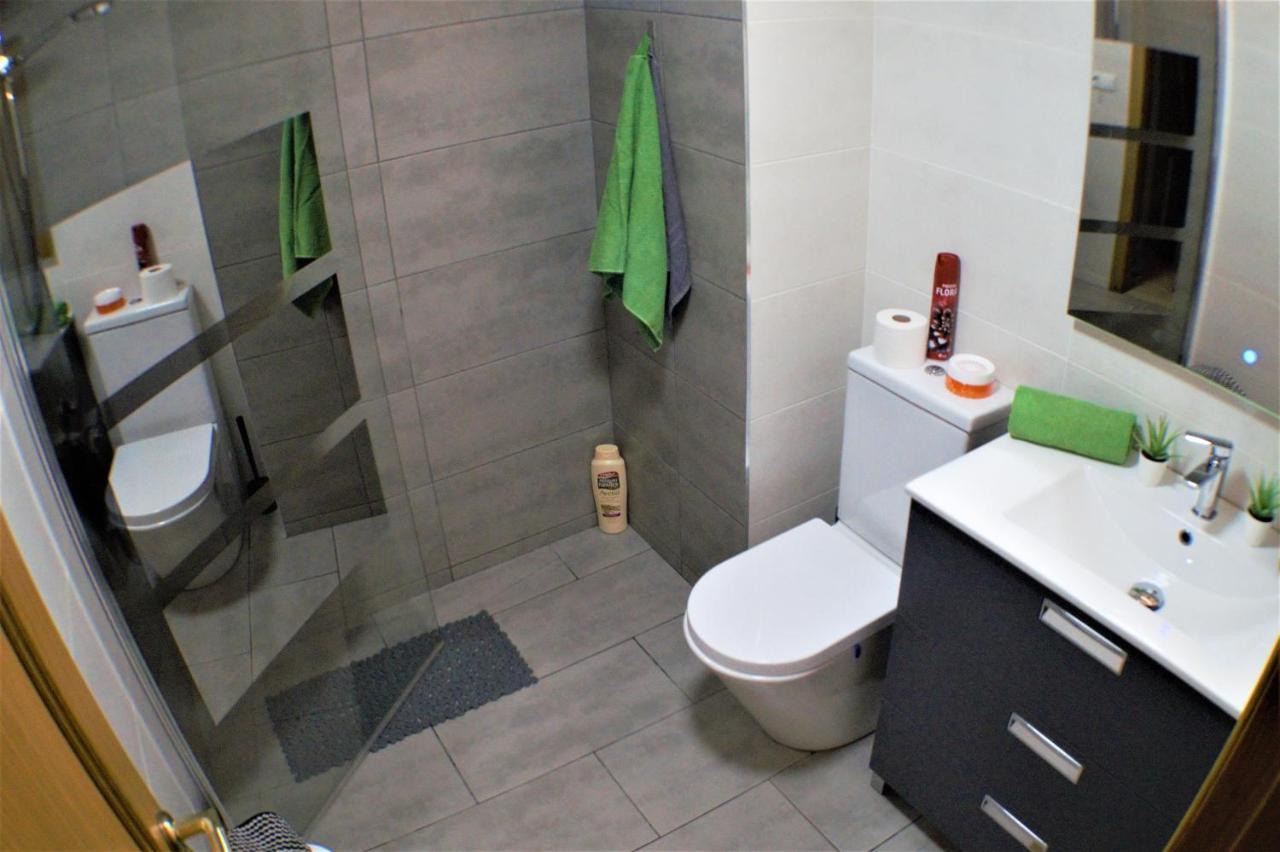 Sunny Harbour Apartment *